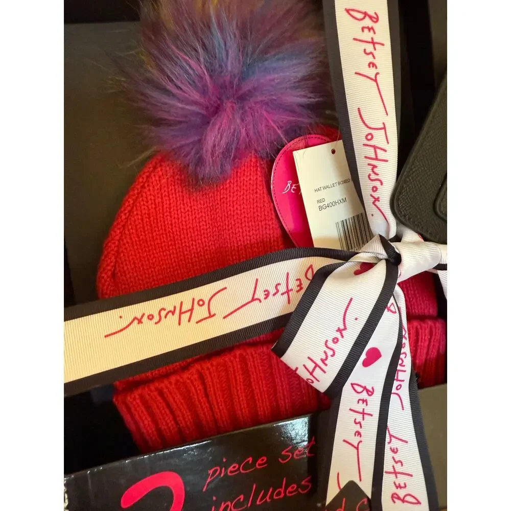 Betsey Johnson hat & wallet gift set Pink Black
